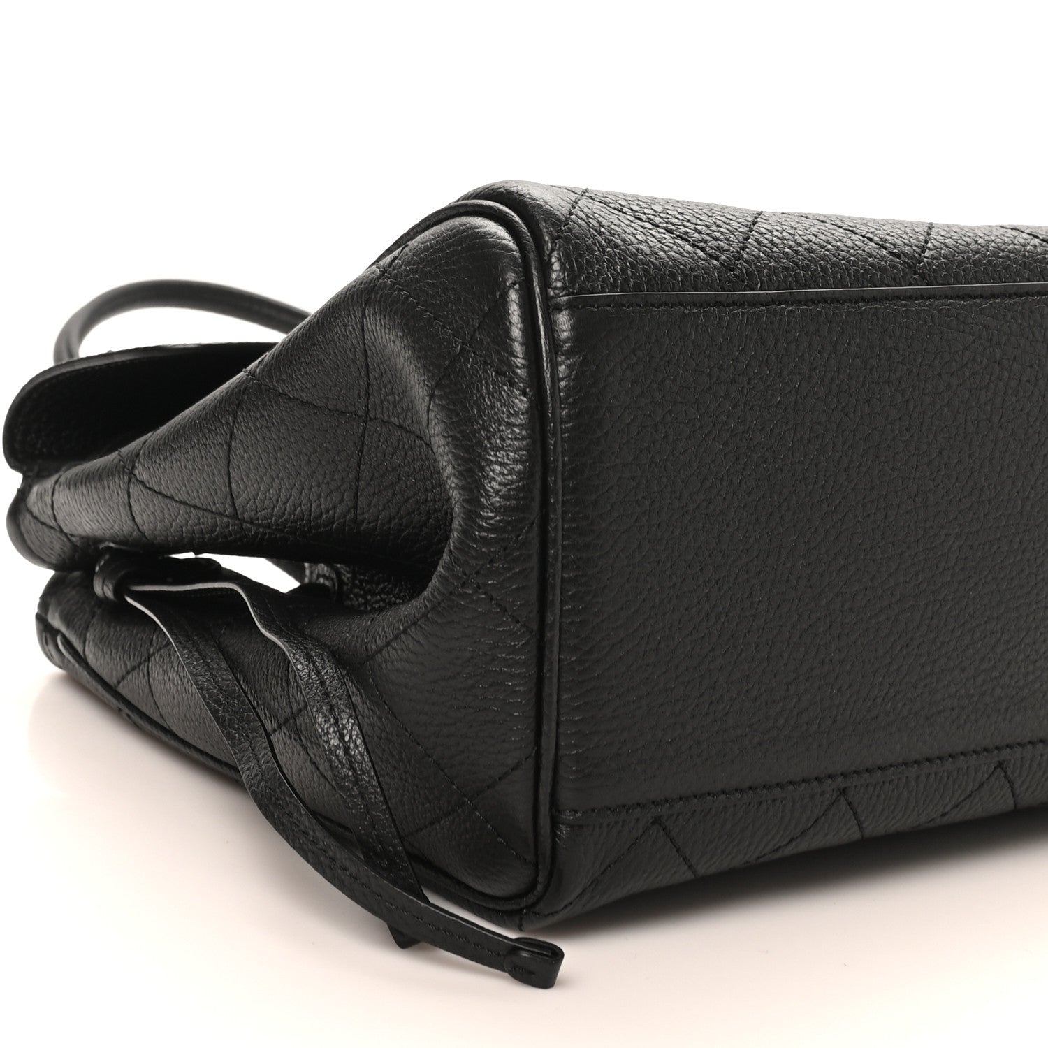 Grained Calfskin Stitched Urban Essentials Large Shopping Bag Black