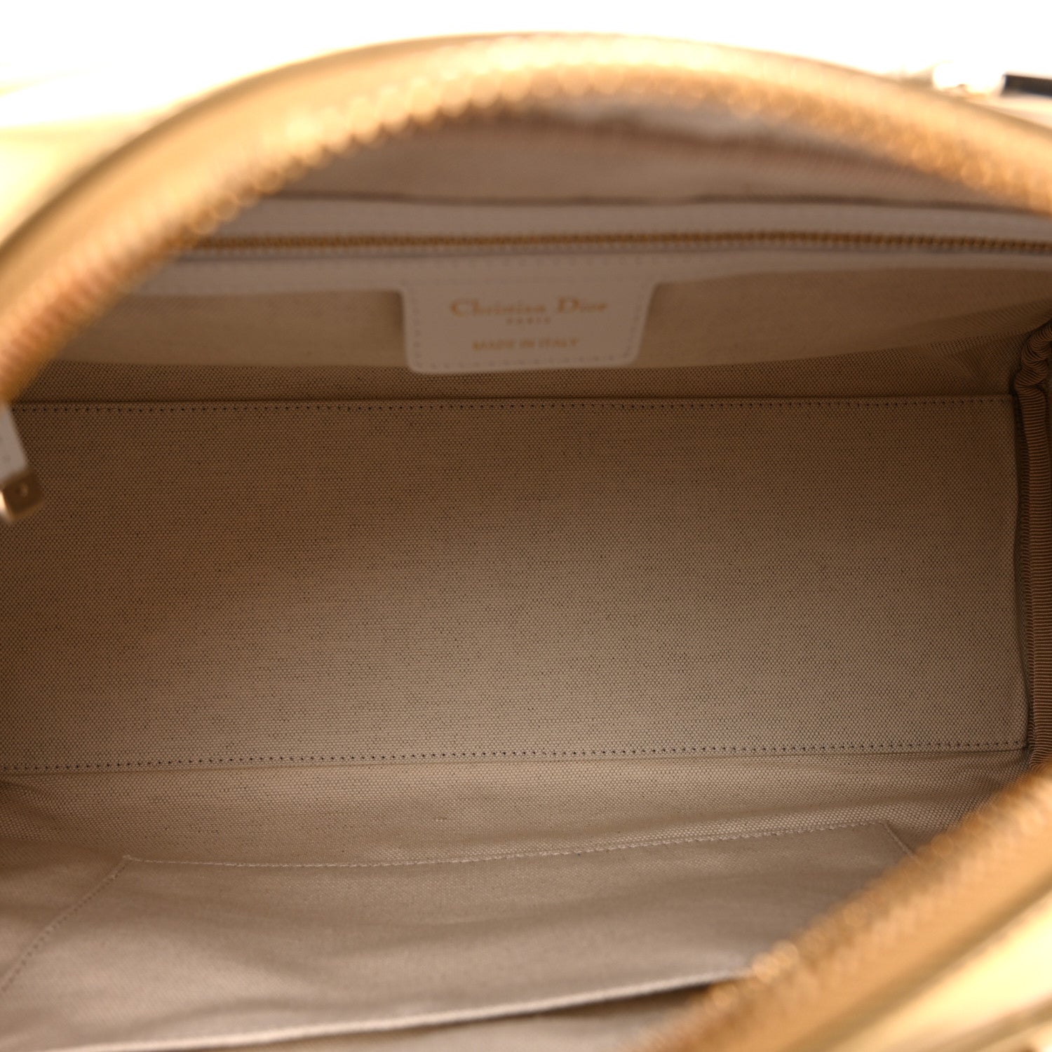 Calfskin Padded Macrocannage Medium Dior Vibe Zip Bowling Bag White Gold