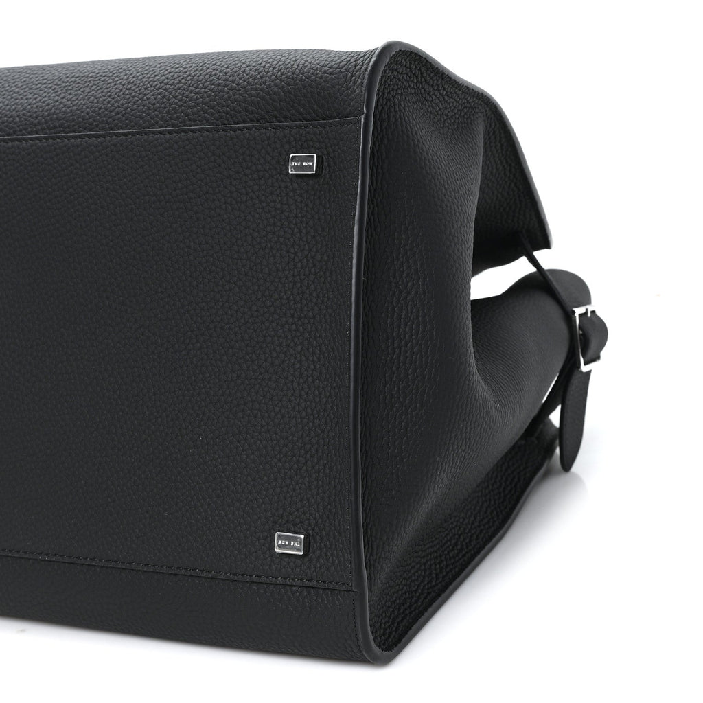 Grained Calfskin Soft Margaux 17 Black