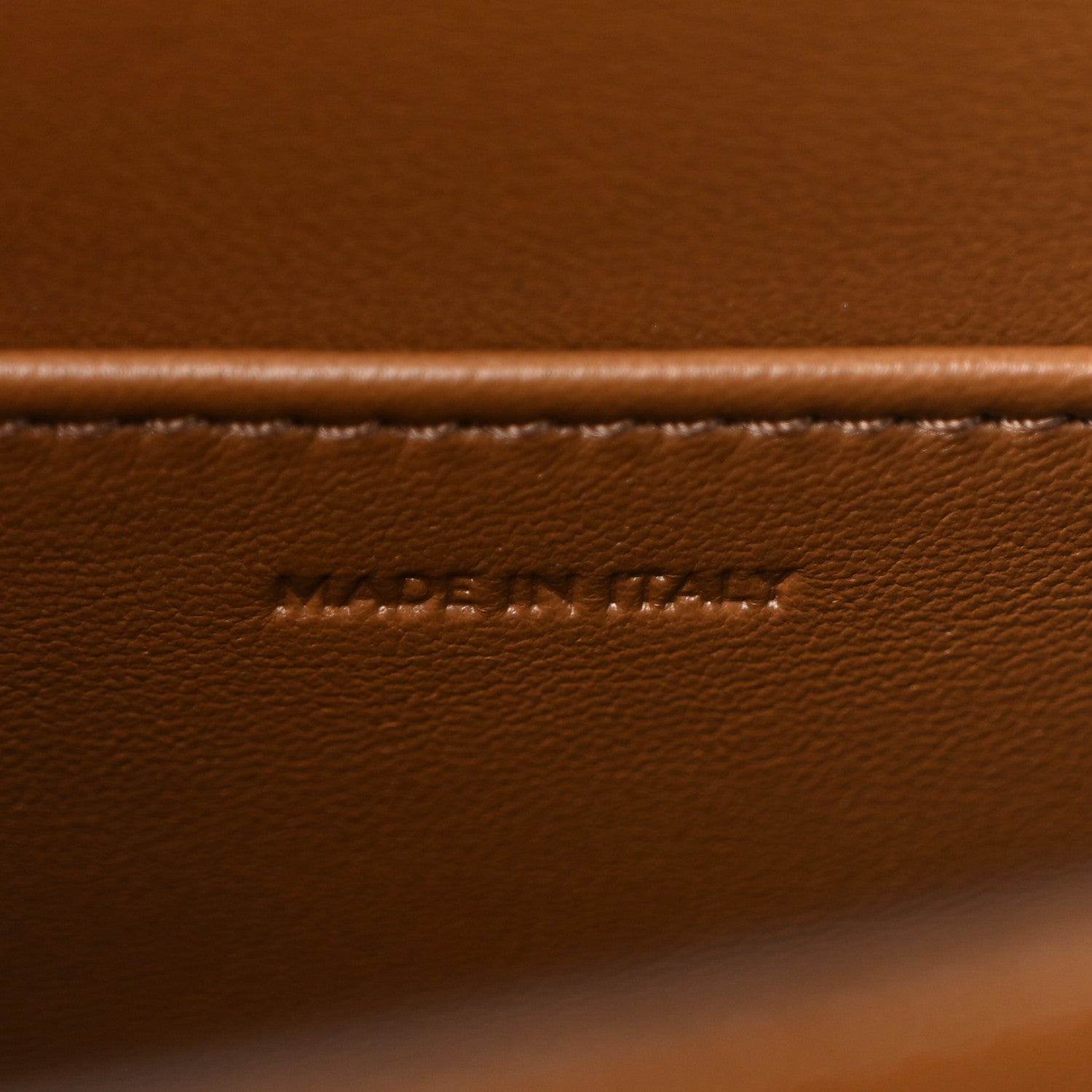 Box Calfskin Teen Classic Box Flap Bag Camel
