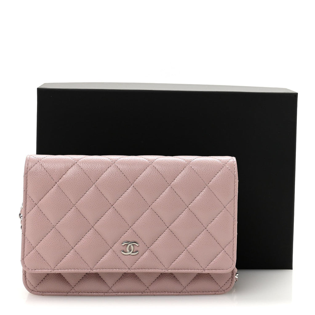 Caviar Quilted Wallet on Chain WOC Light Pink