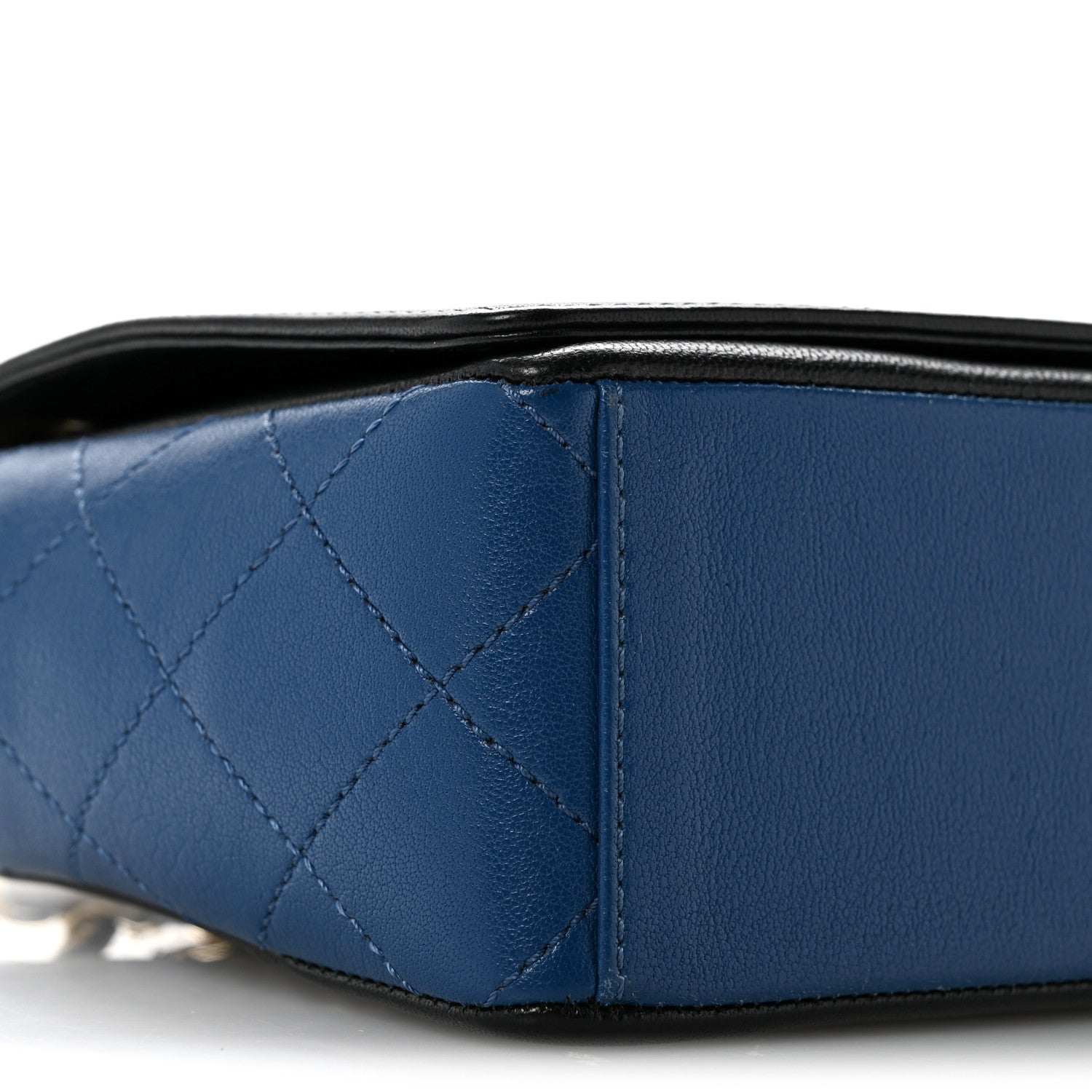 Sheepskin Quilted Vintage Mademoiselle Flap Blue Black