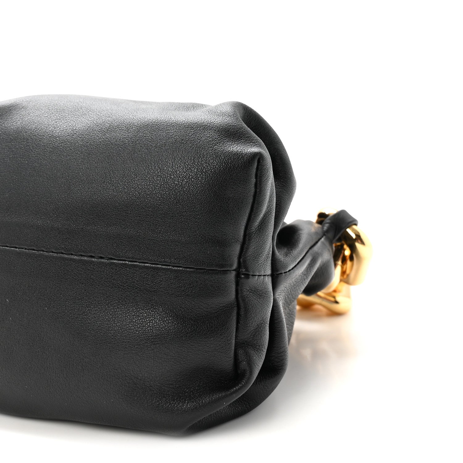 Calfskin The Pouch Chain Black