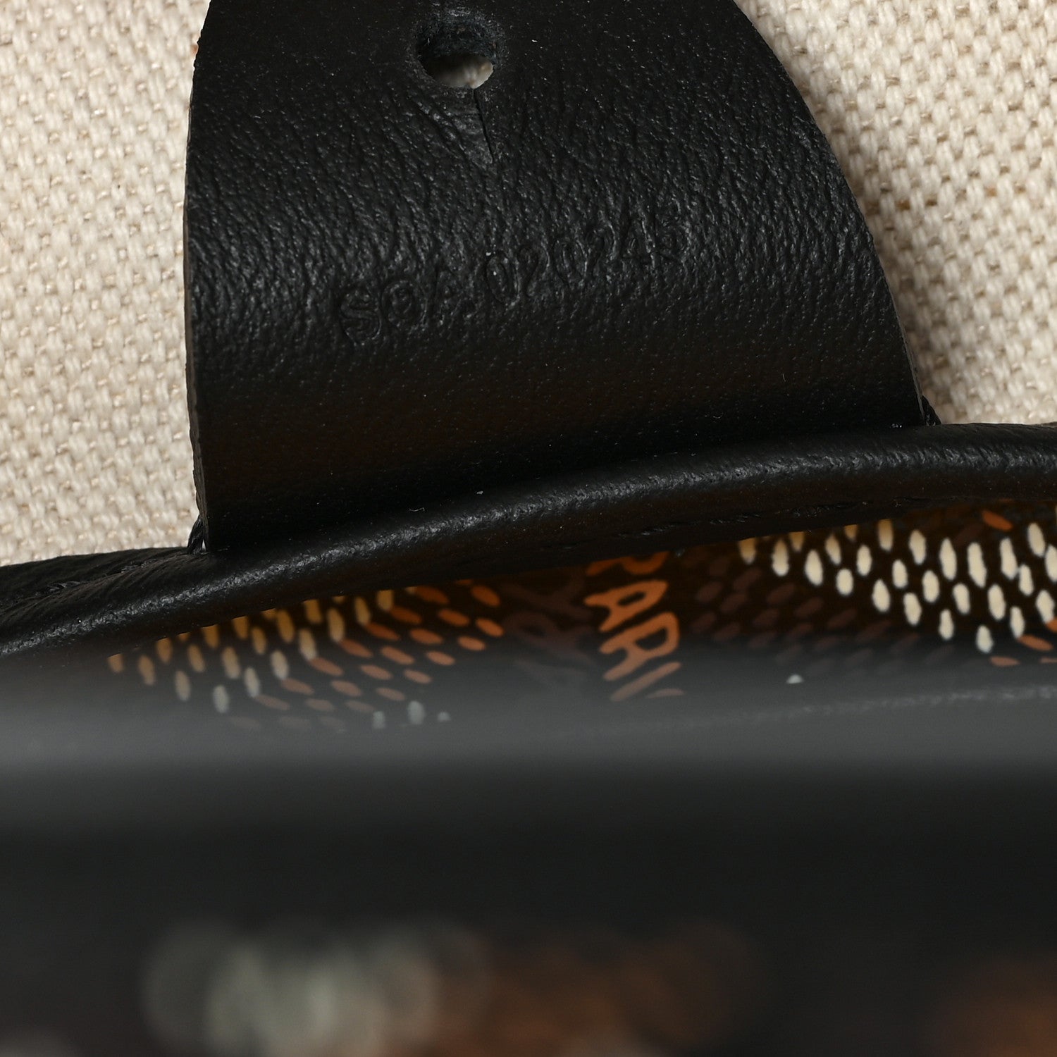 Goyardine Artois PM Black