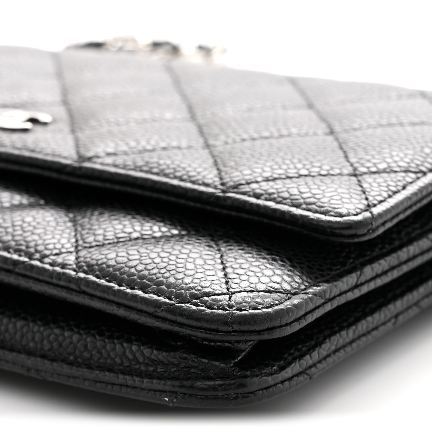 Caviar Quilted Wallet on Chain WOC Black