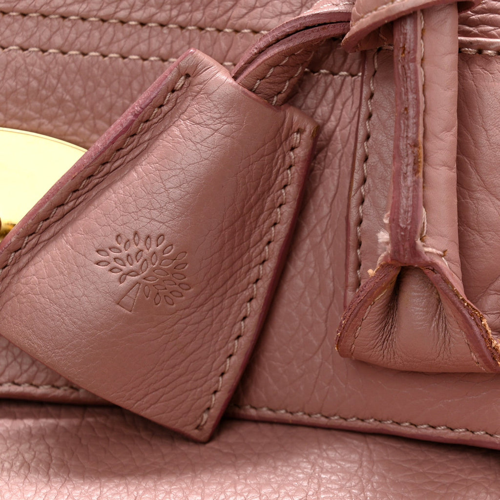 Classic Grain Calfskin Bayswater Powder Pink