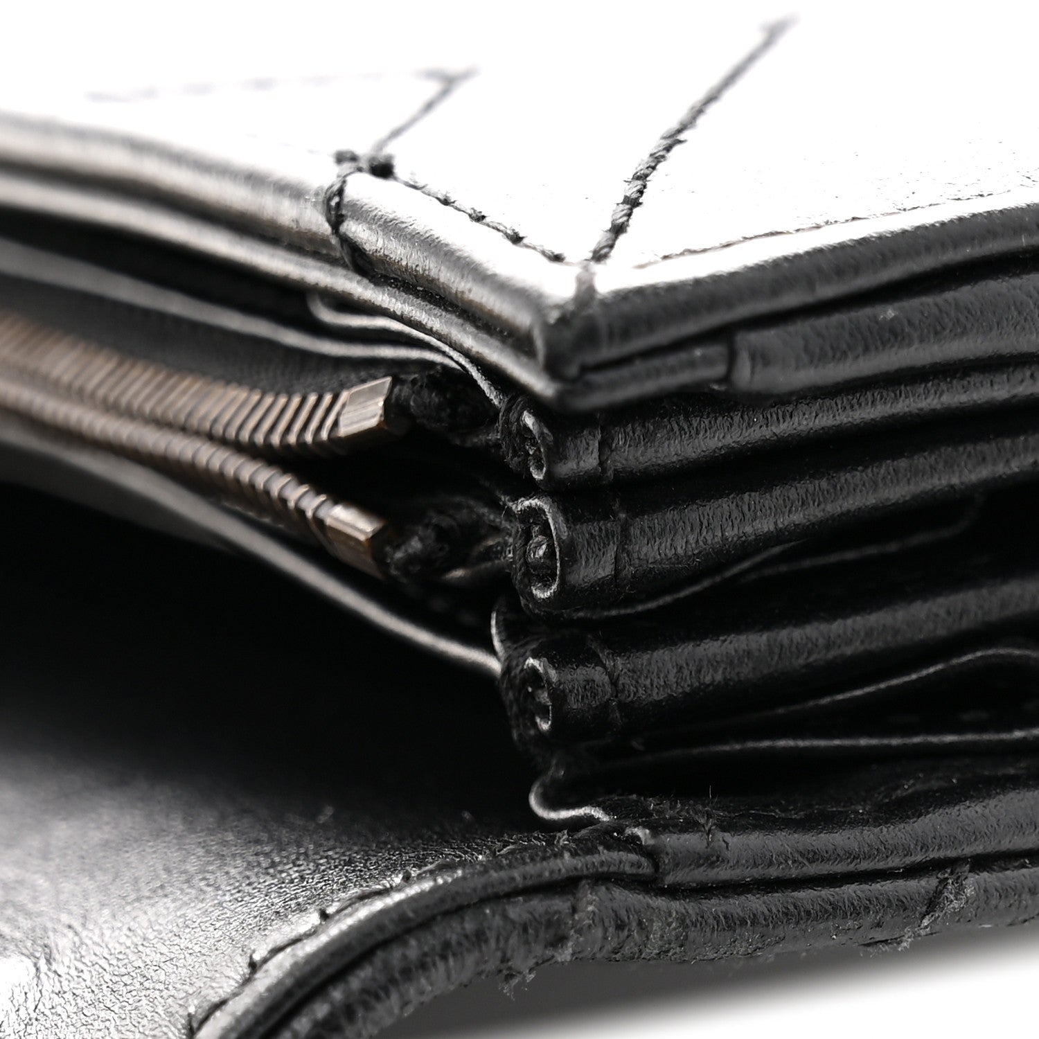 Calfskin Matelasse GG Marmont Chain Wallet Black