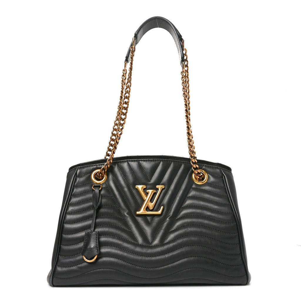 Calfskin New Wave Chain Tote Black
