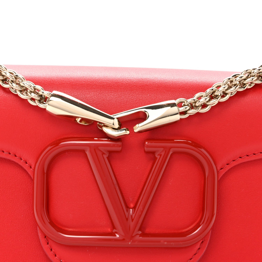 Calfskin Enamel Vlogo Small Loco Shoulder Bag Rouge Pur