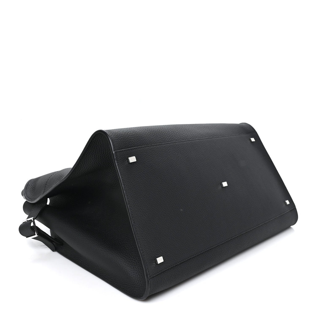 Grained Calfskin Soft Margaux 17 Black
