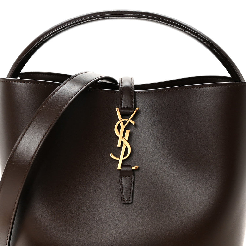 Shiny Calfskin Le 37 Small Bucket Bag