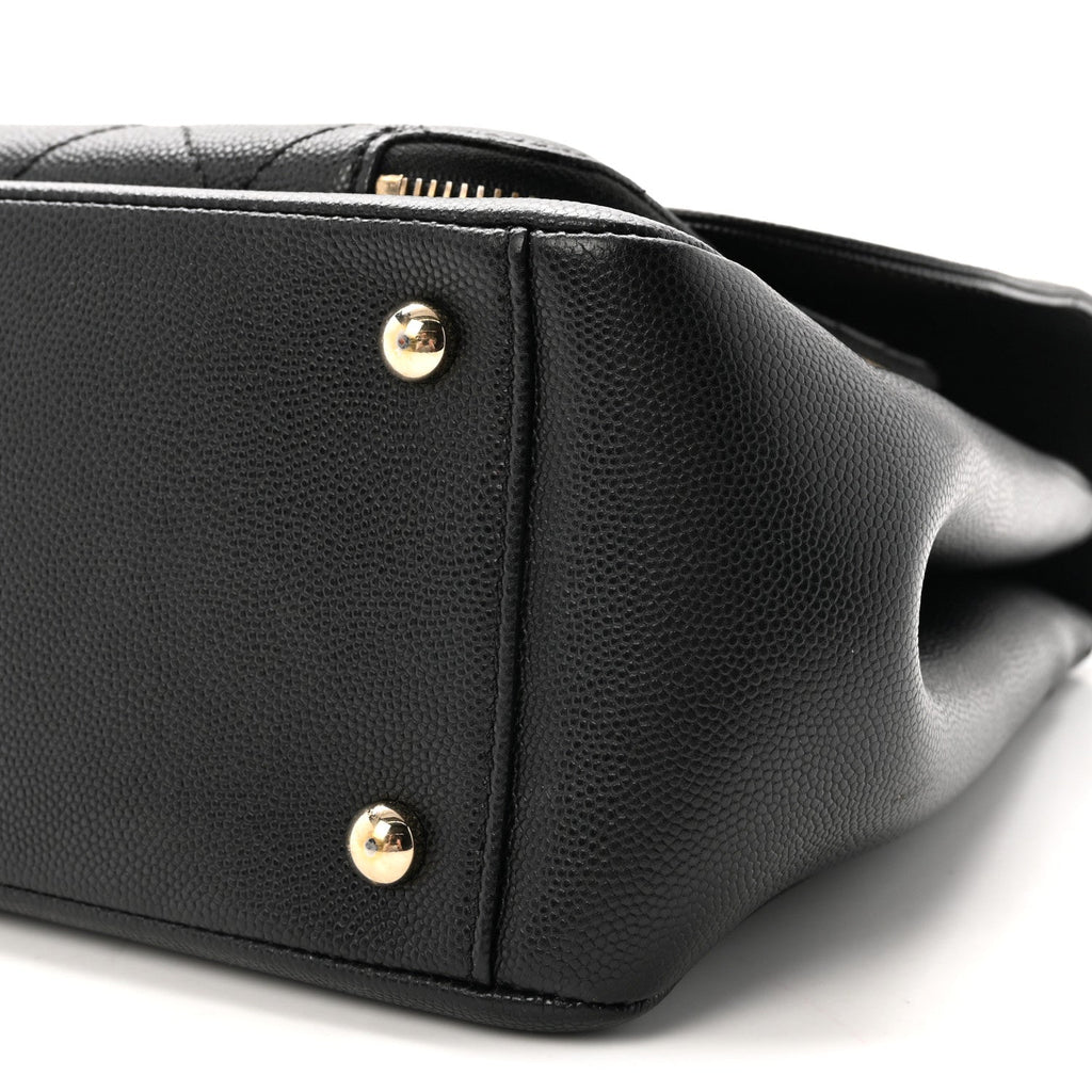 Caviar Quilted Large Business Affinity Flap Black