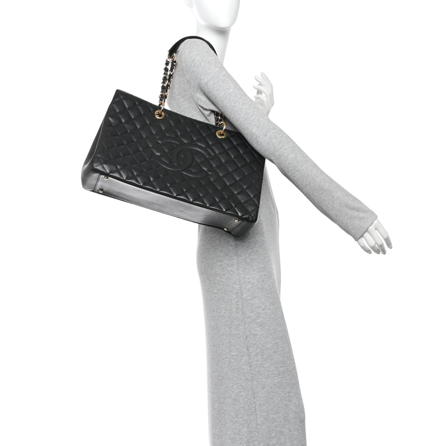 Caviar Quilted XL Grand Shopping Tote GST Black