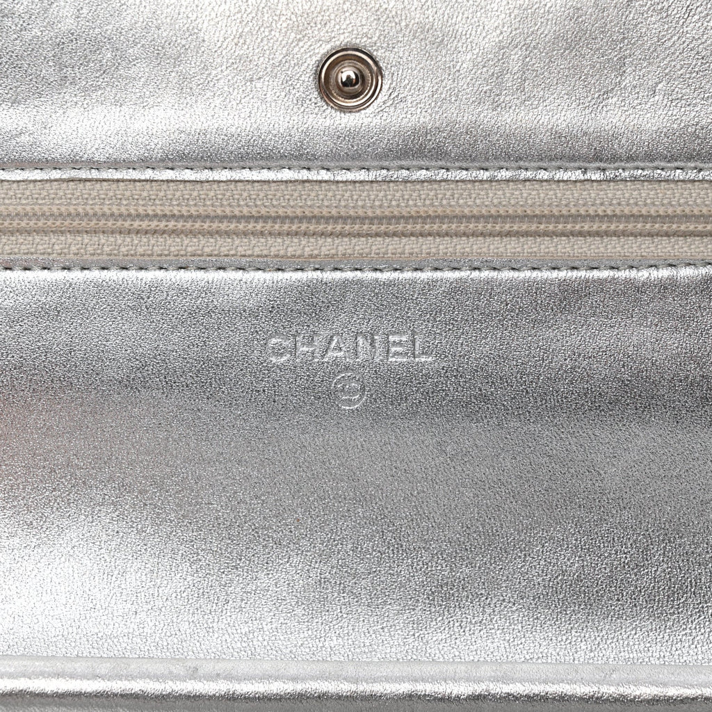Metallic Lambskin Quilted Wallet On Chain WOC Silver