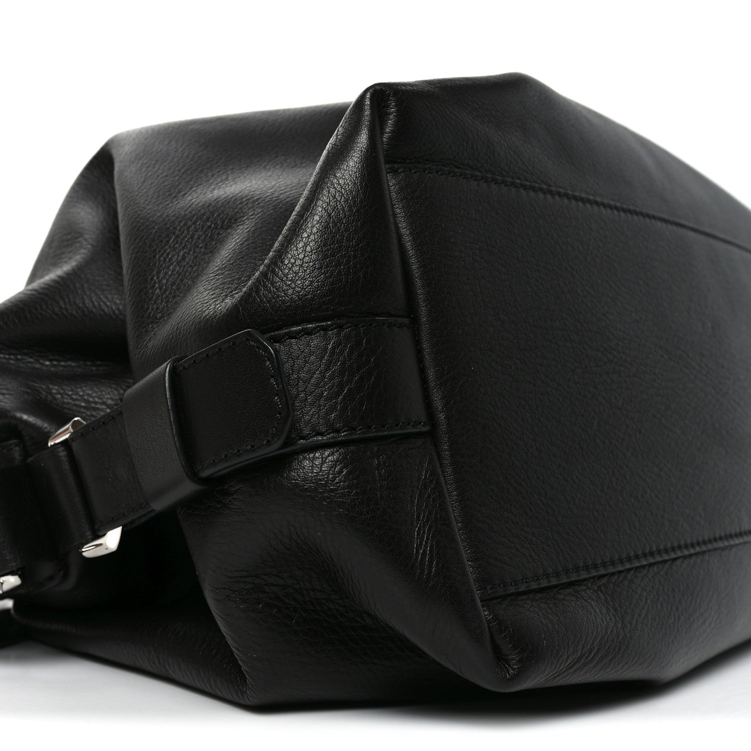 Waxy Grained Calfskin Medium Nightingale  Black