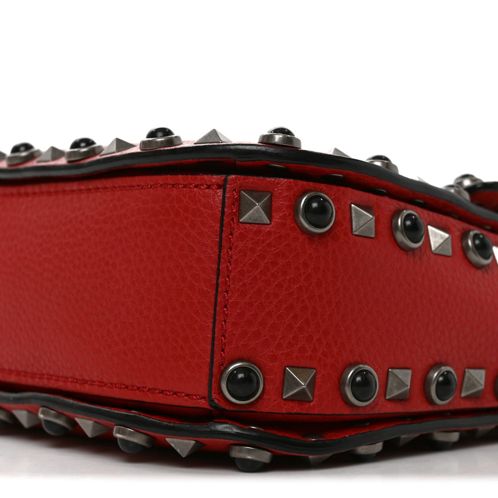 Grained Calfskin Onyx Medium Guitar Strap Rockstud Rolling Flap Saddle Bag Rosso Valentino