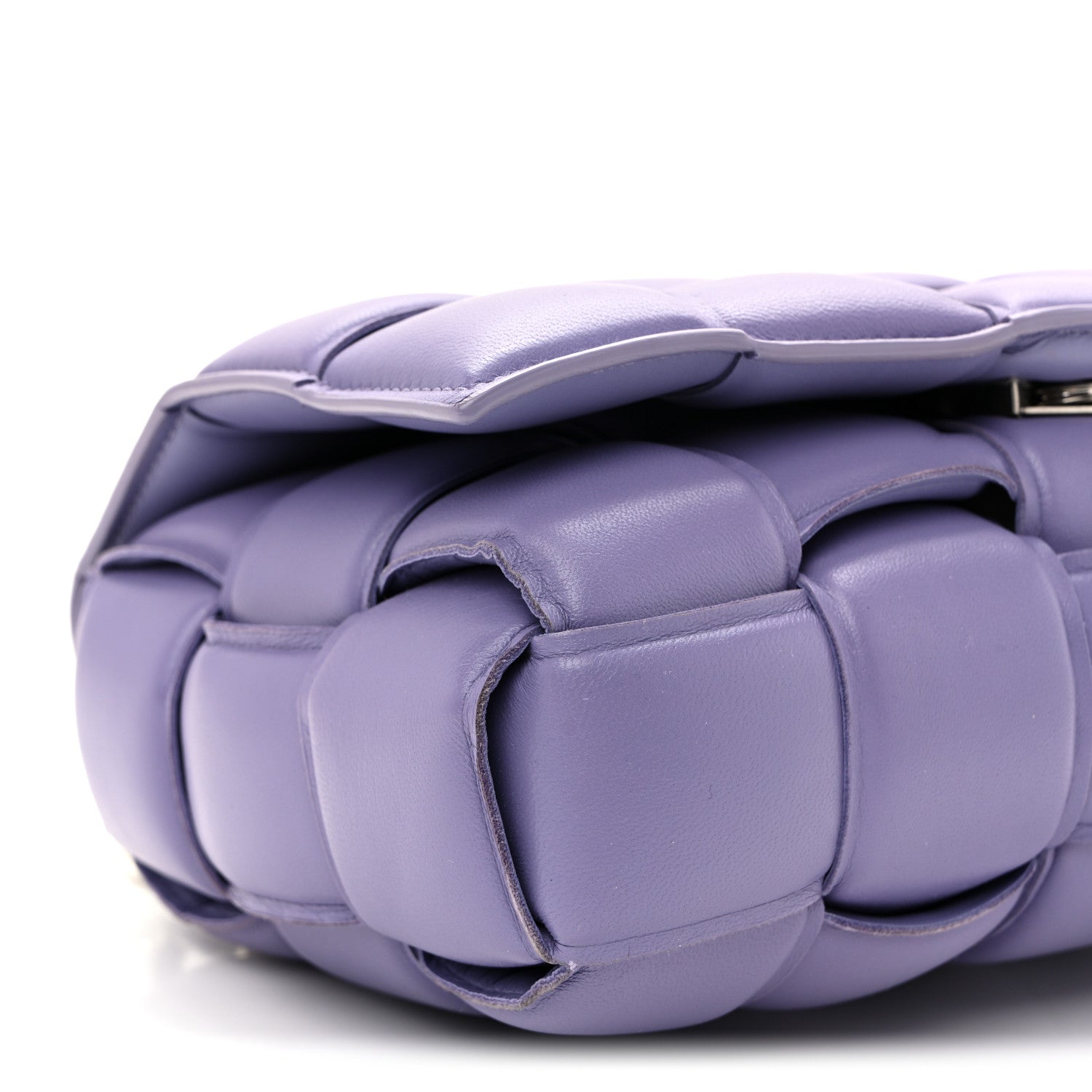 Lambskin Maxi Intreccio Padded Chain Cassette Crossbody Bag Lavender