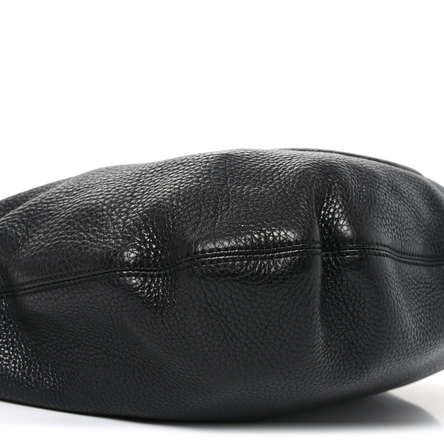 Pebbled Calfskin Medium Soho Hobo Black