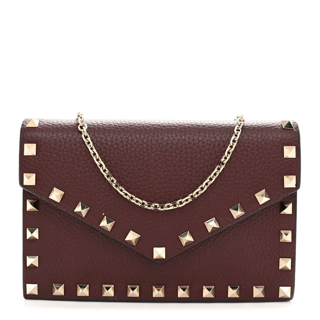 Pebbled Calfskin Rockstud Envelope Wallet on Chain Vinaccia