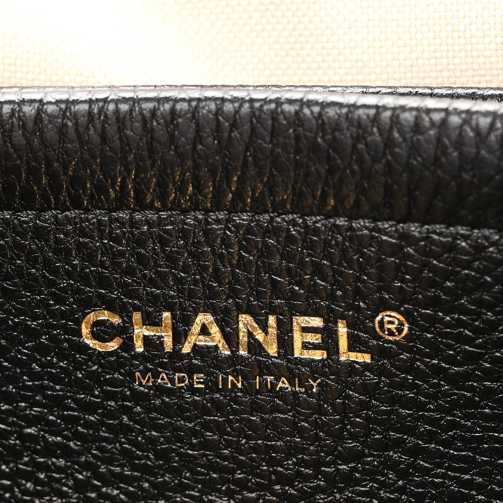 Grained Calfskin Boucle Urban Essentials Small Shopping Bag Ecru Black