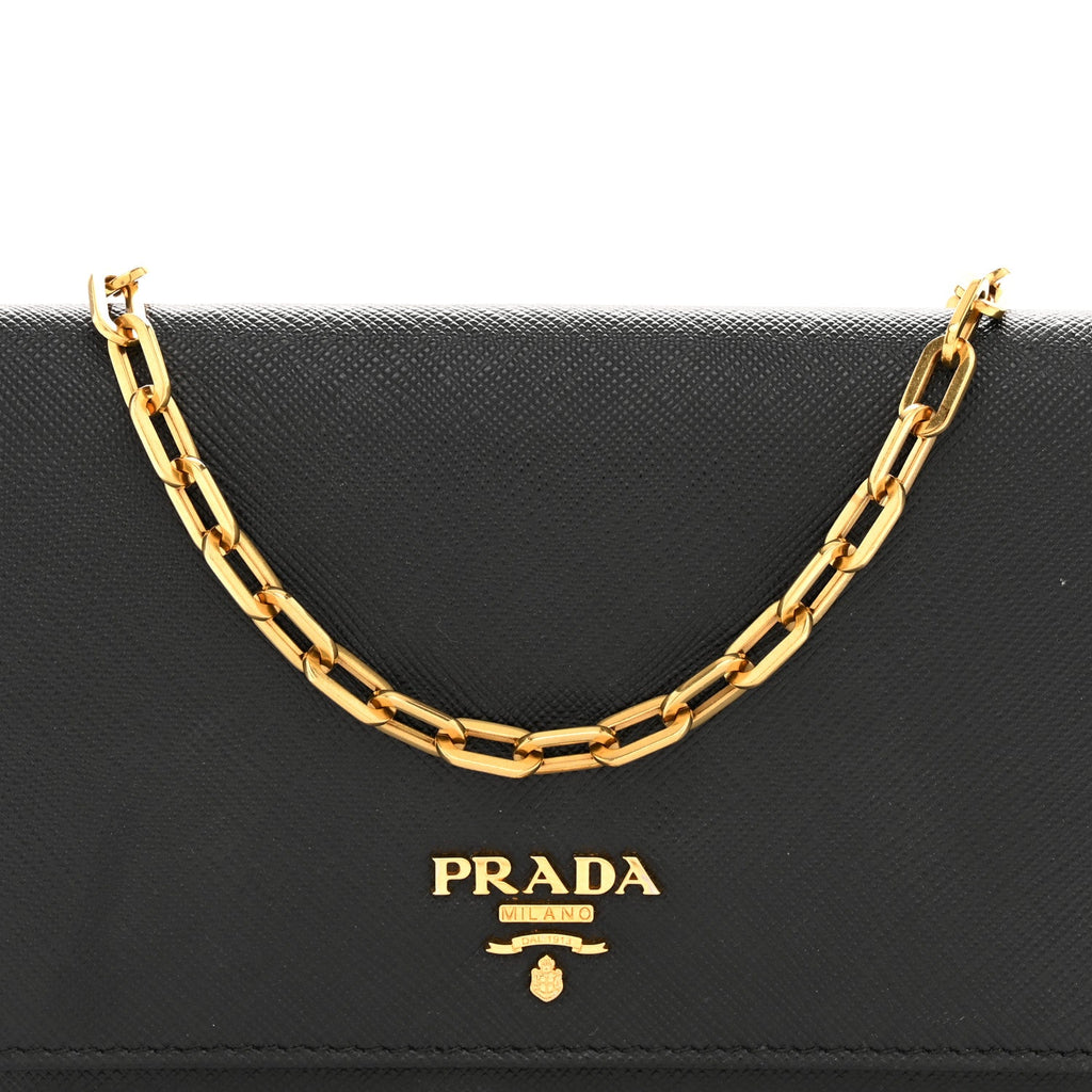 Saffiano Metal Oro Chain Wallet Black