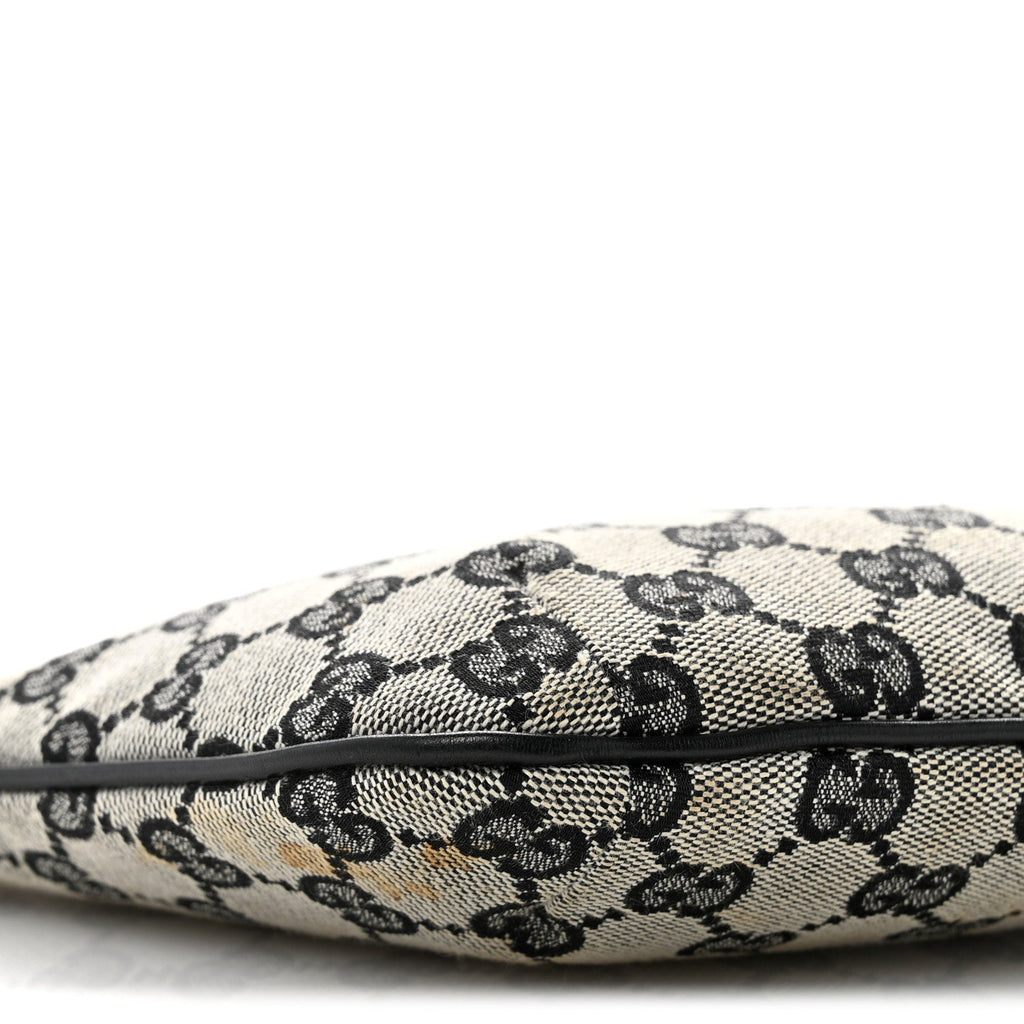 Monogram Pochette Black
