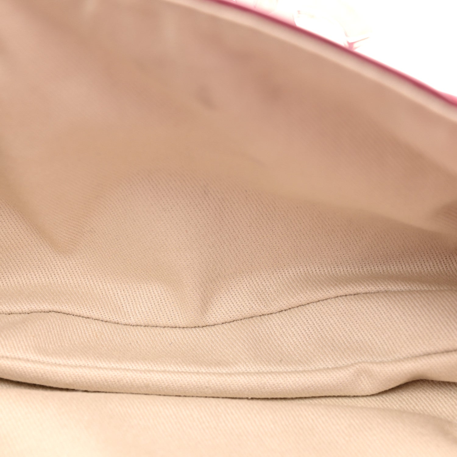 Calfskin Quilted Double Stitch Hamptons Clutch with Chain Red