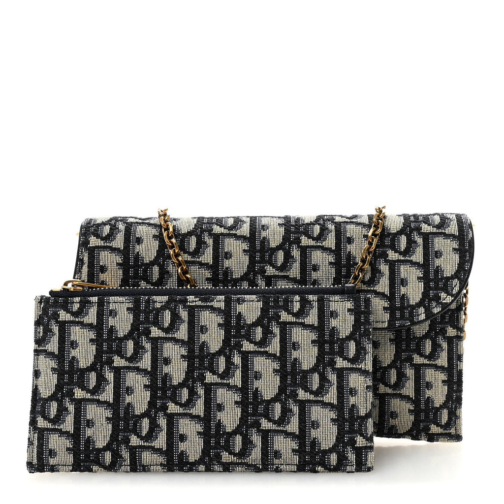 Oblique Saddle Chain Long Wallet Blue