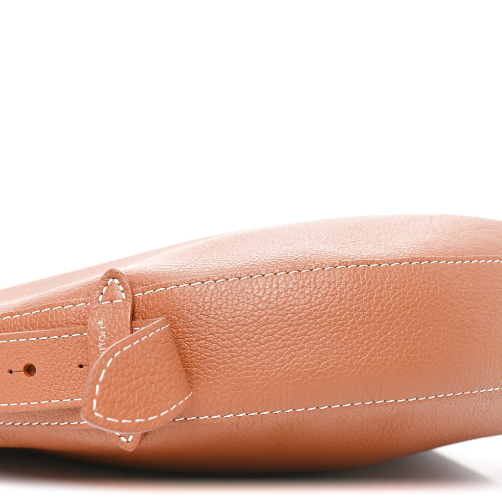 Calfskin Low Key Cookie MM Cognac