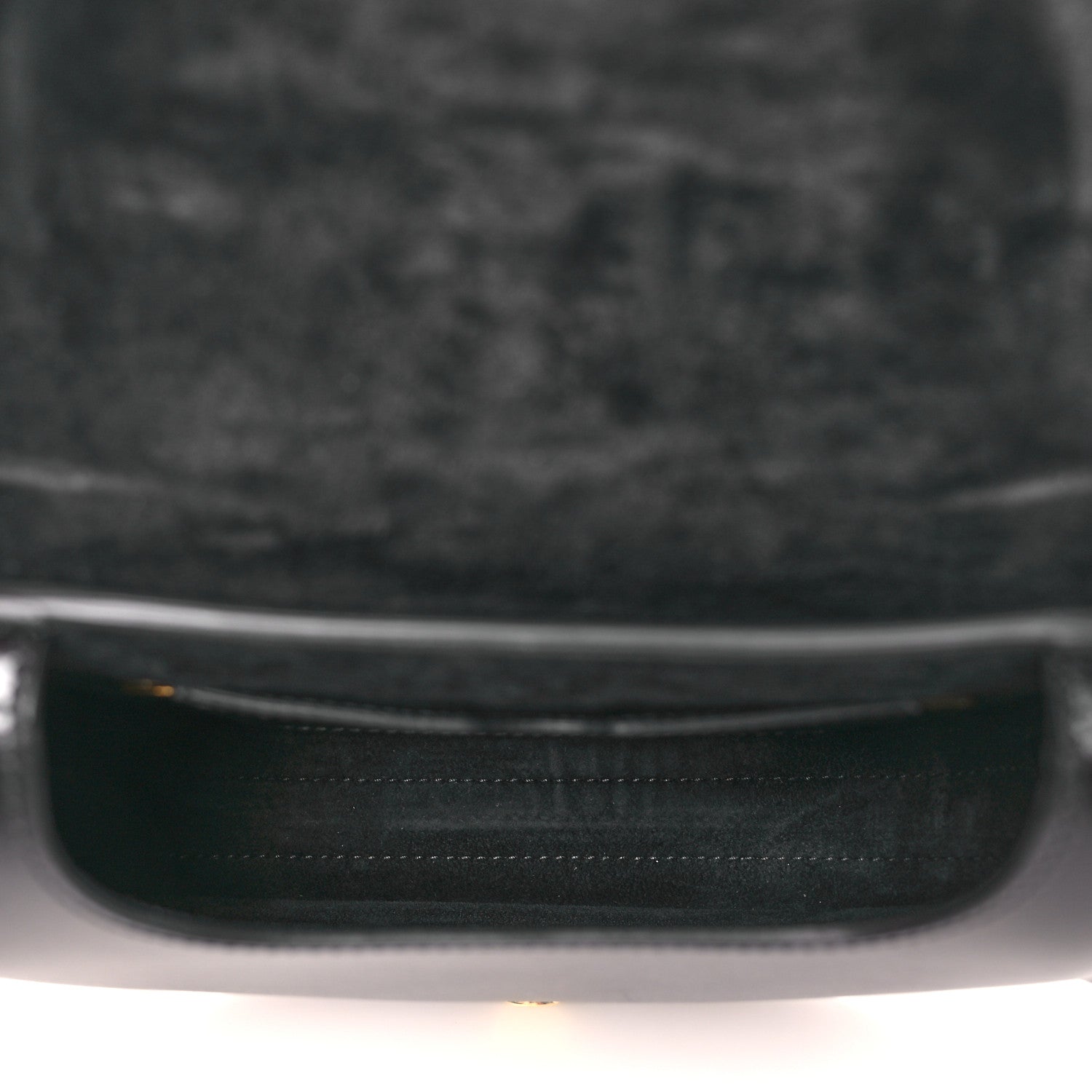 Box Calfskin Small Bobby Flap Black