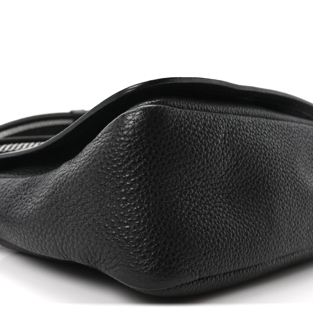 Vitello Daino Soft Flap Crossbody Black