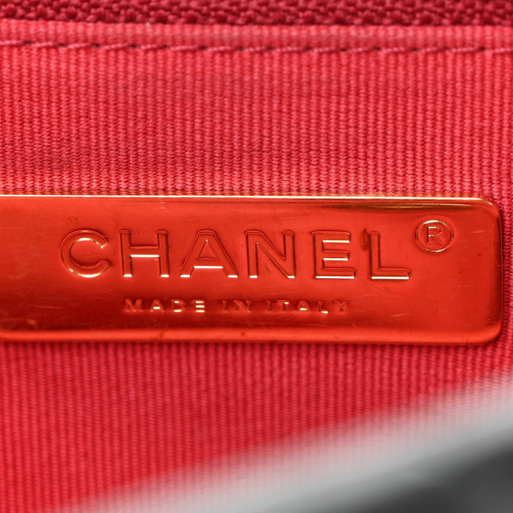 Lambskin Quilted Medium Chanel 19 Flap Black