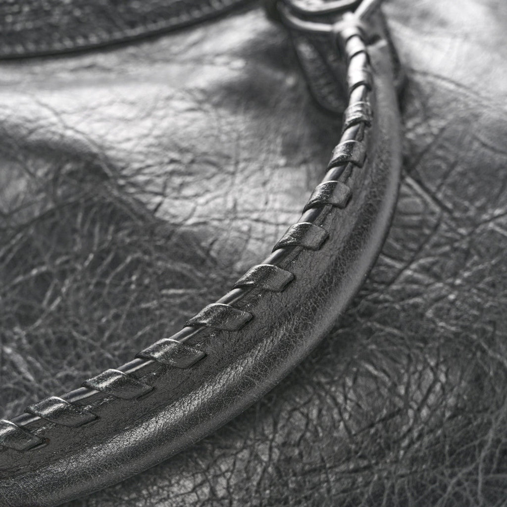 Arena Lambskin Classic Hardware Medium Le City Black