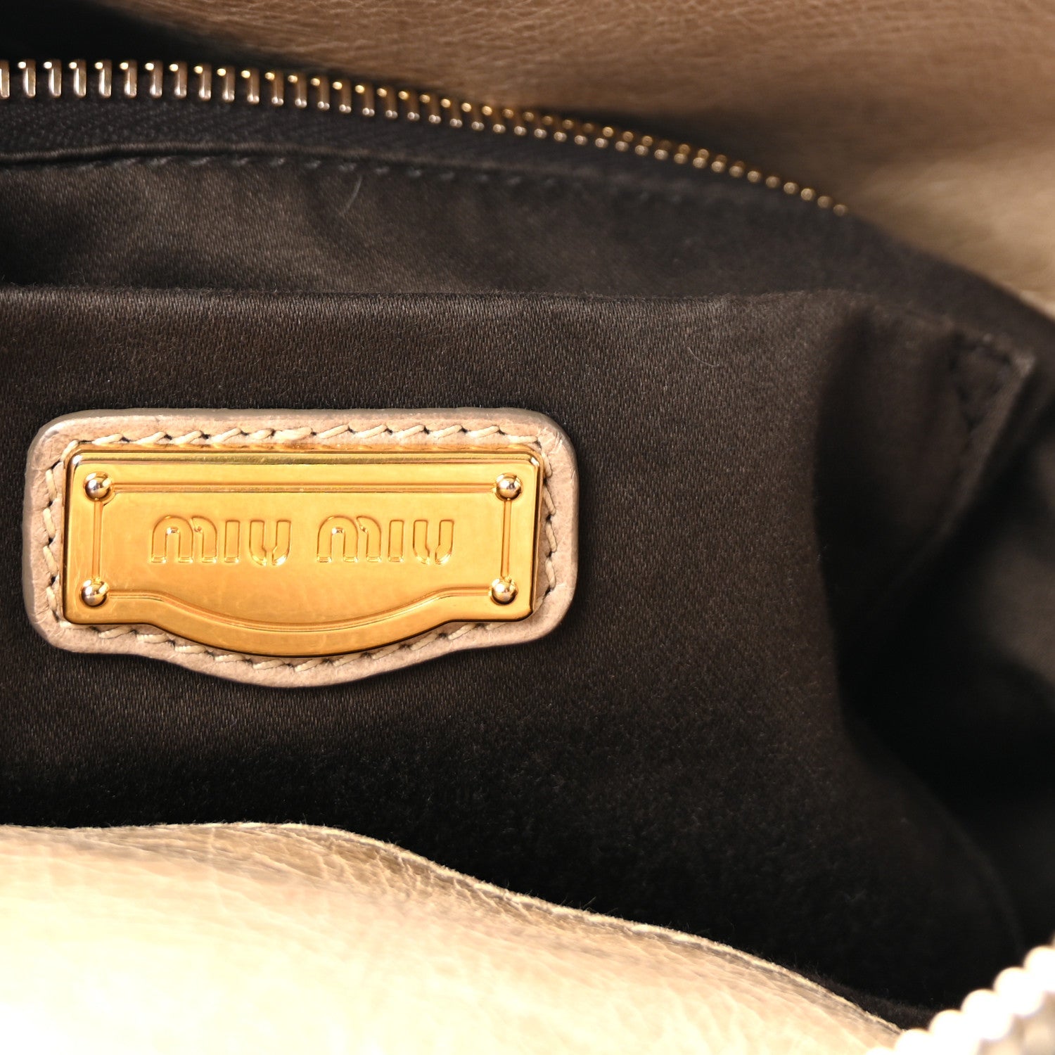 Vitello Lux Medium Bow Bag Grey