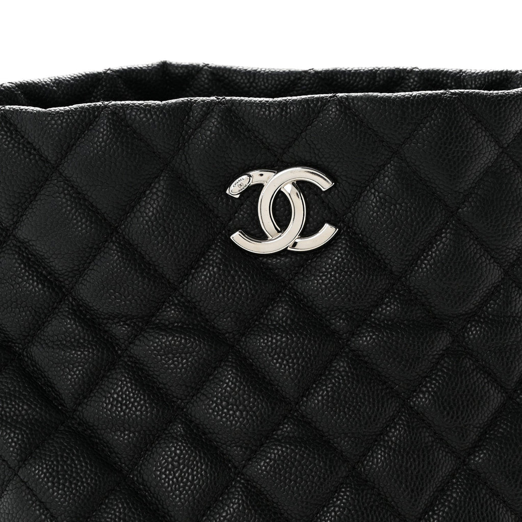 Caviar Quilted Easy Zip Tote Black