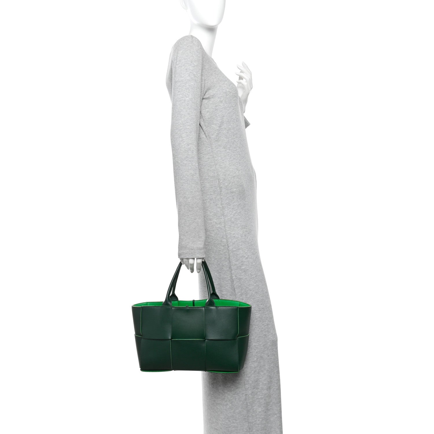 Calfskin Maxi Intrecciato Medium Arco Tote Raintree