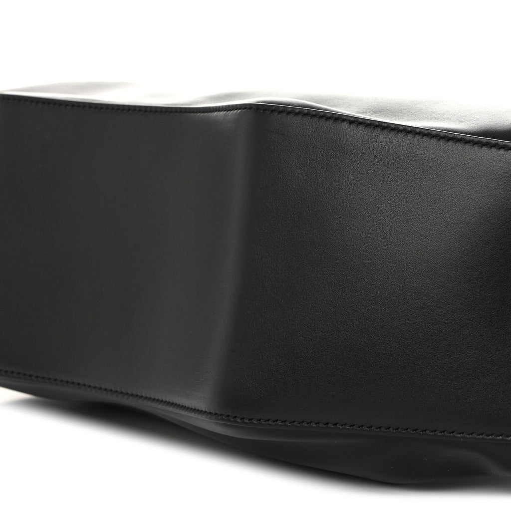 Calfskin The Manta Bag Black Black