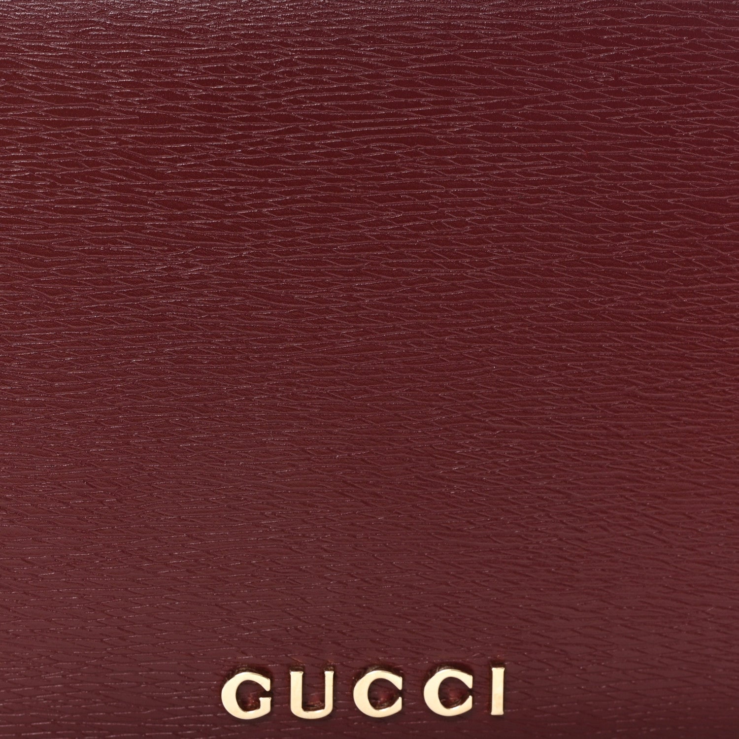 Textured Calfskin Script Logo Wallet On Chain Rosso Ancora