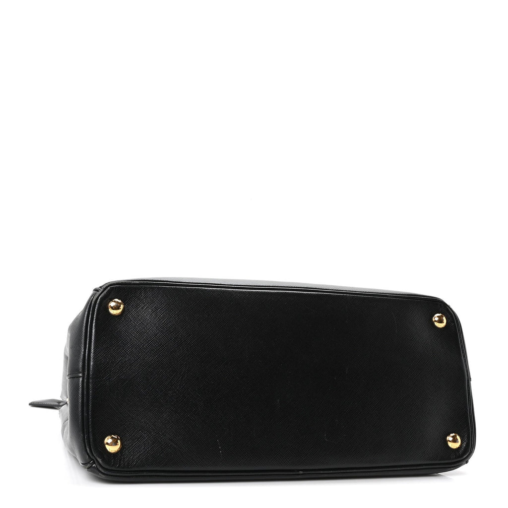 Saffiano Medium Galleria Double Zip Tote Black