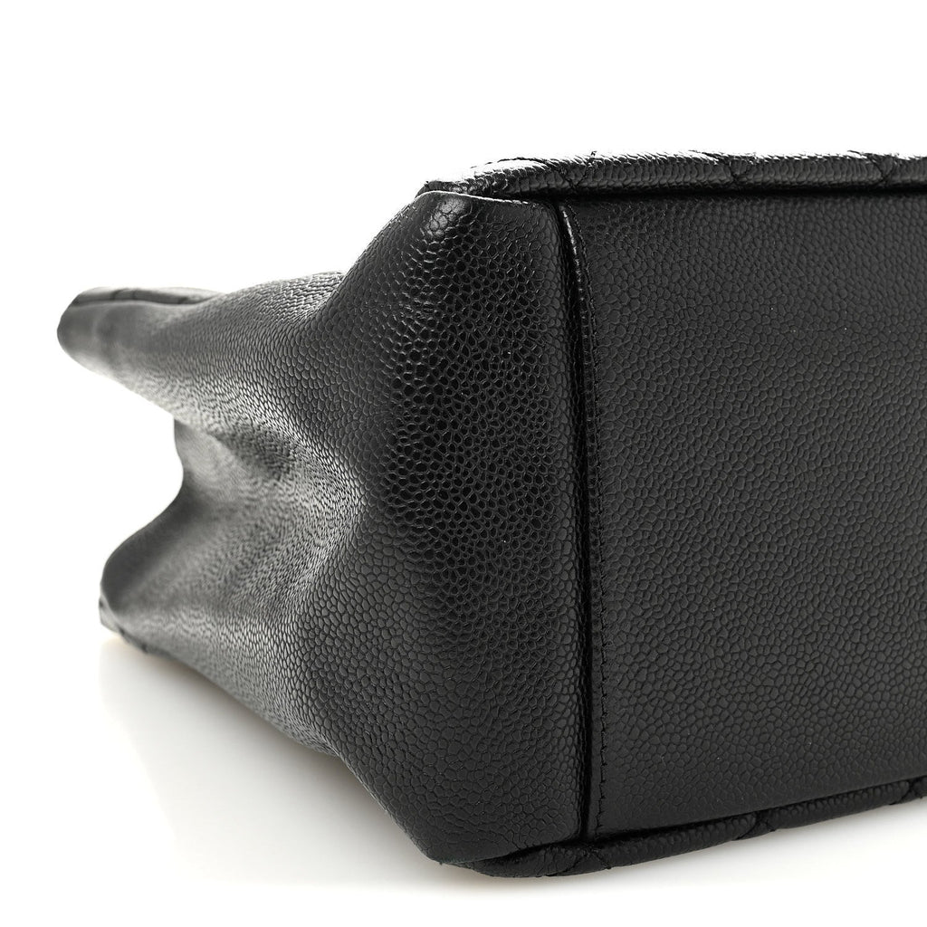Caviar Quilted Grand Shopping Tote GST Black