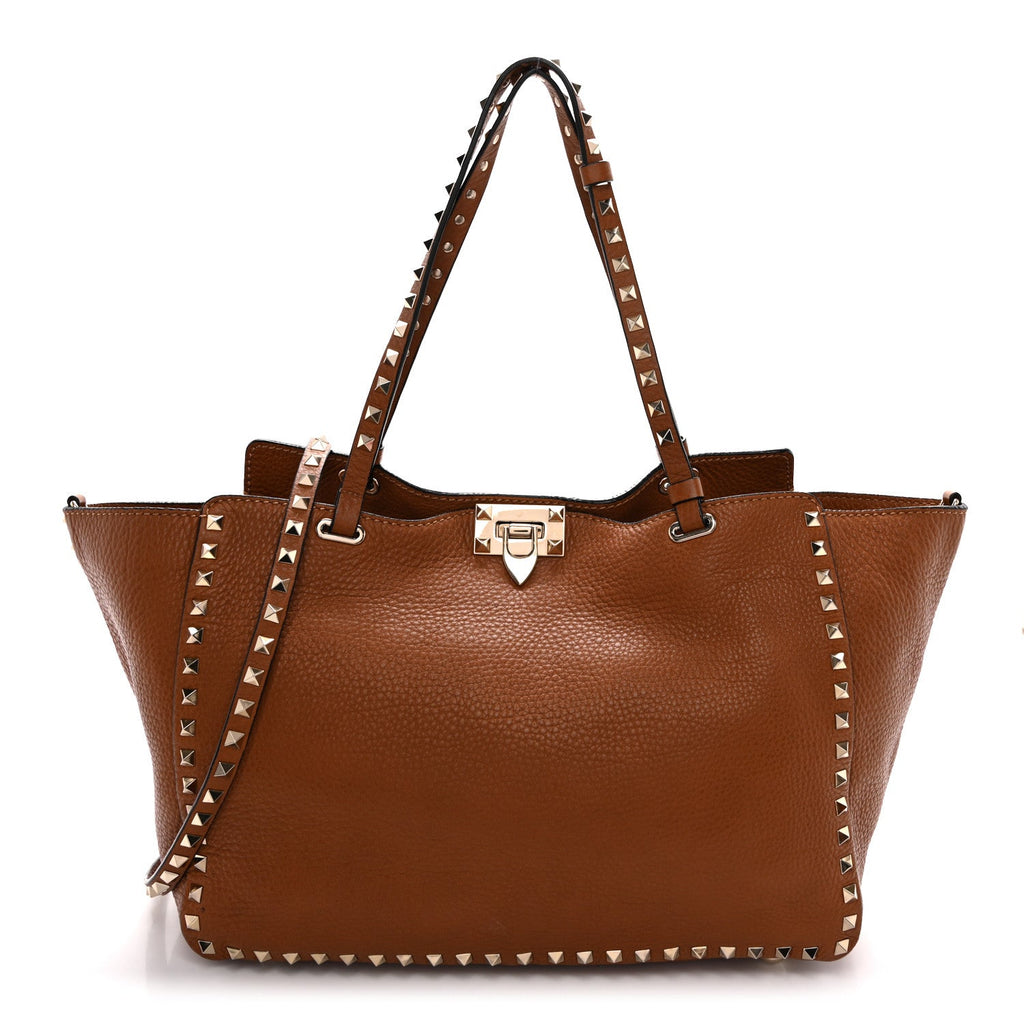 Pebbled Calfskin Medium Rockstud Tote Light Cuir