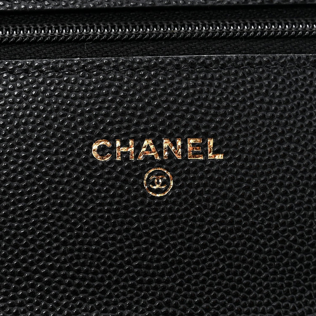 Shiny Caviar Quilted Turnlock Top Handle Wallet On Chain WOC Black