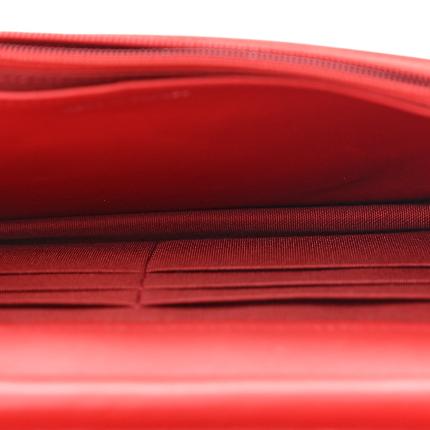 Caviar Quilted Boy Wallet On Chain WOC Red