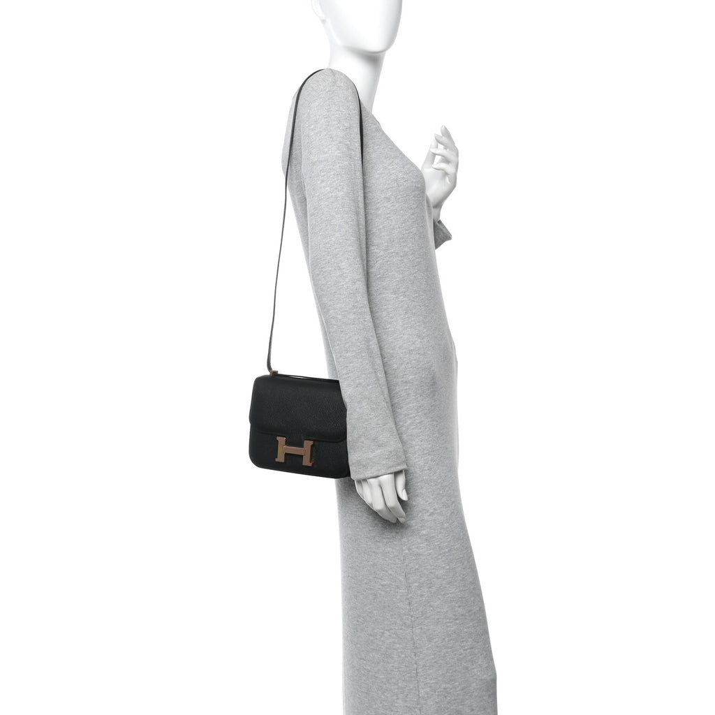 Epsom Constance 18 Black