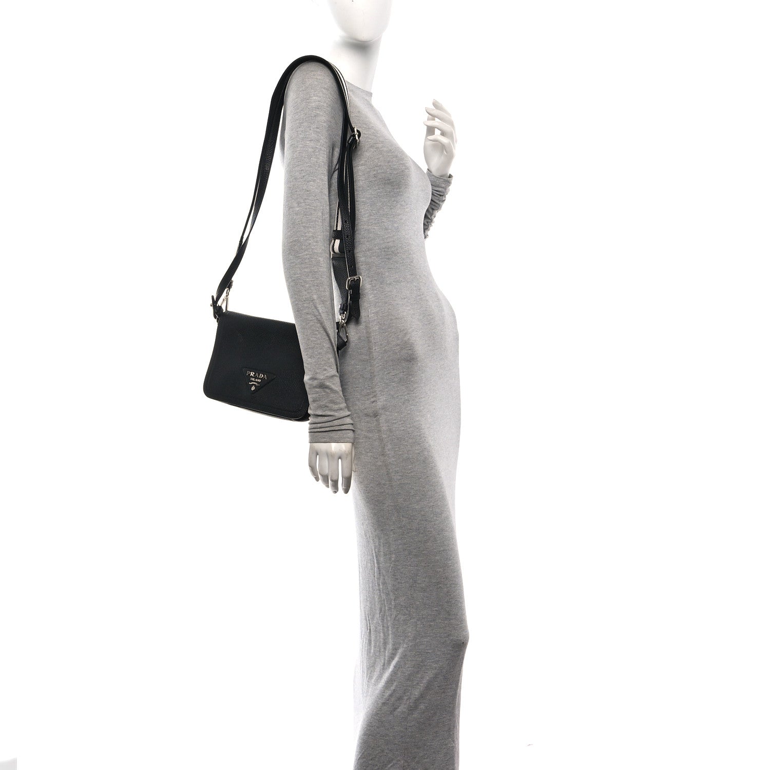 Vitello Daino Soft Flap Crossbody Black