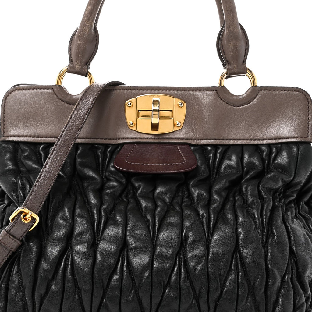 Nappa Matelasse Turnlock Hobo Black Brown