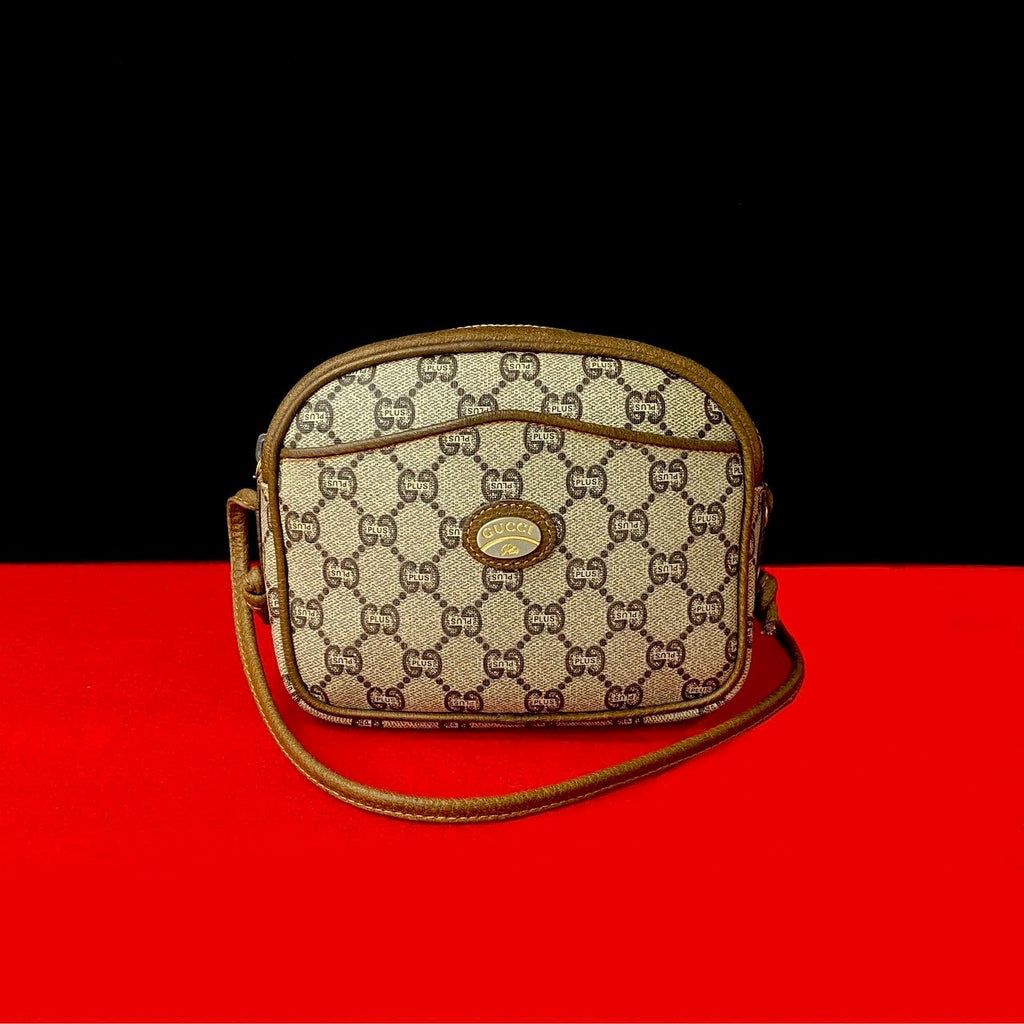 Gucci Old Gucci Plus Leather Shoulder Bag