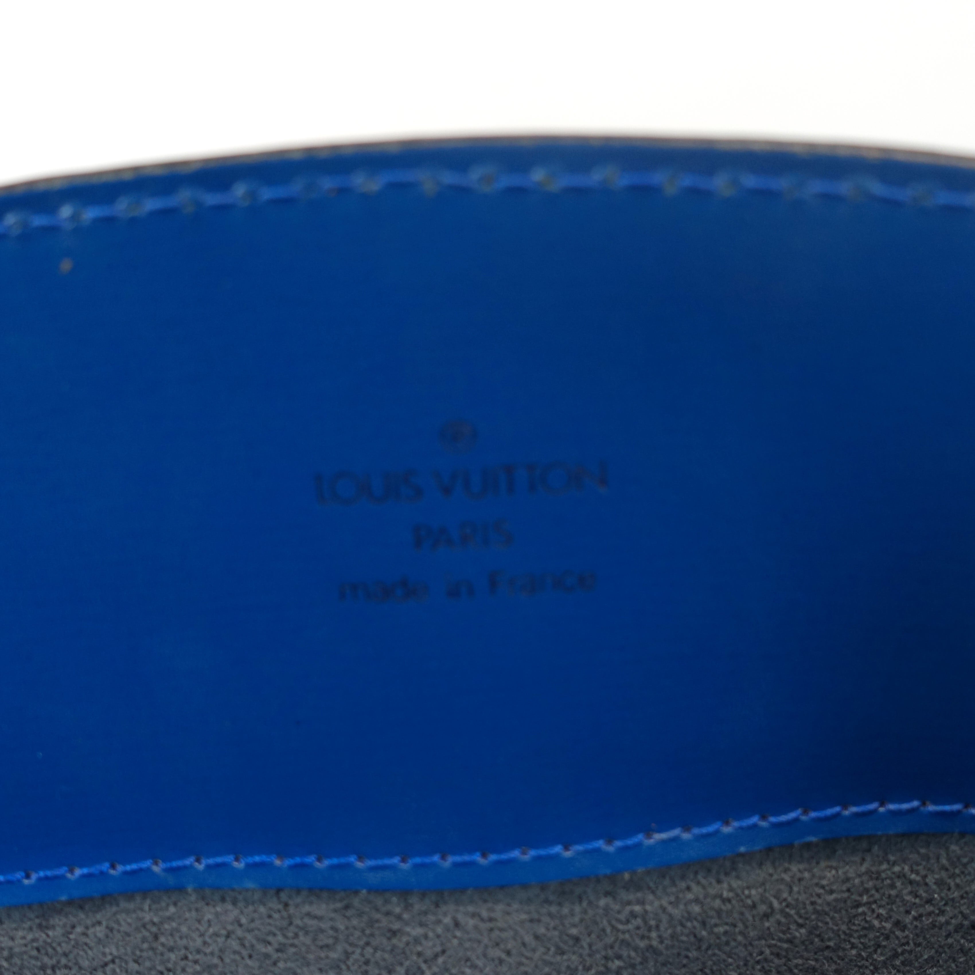 Louis Vuitto Cluny Shoulder Bag