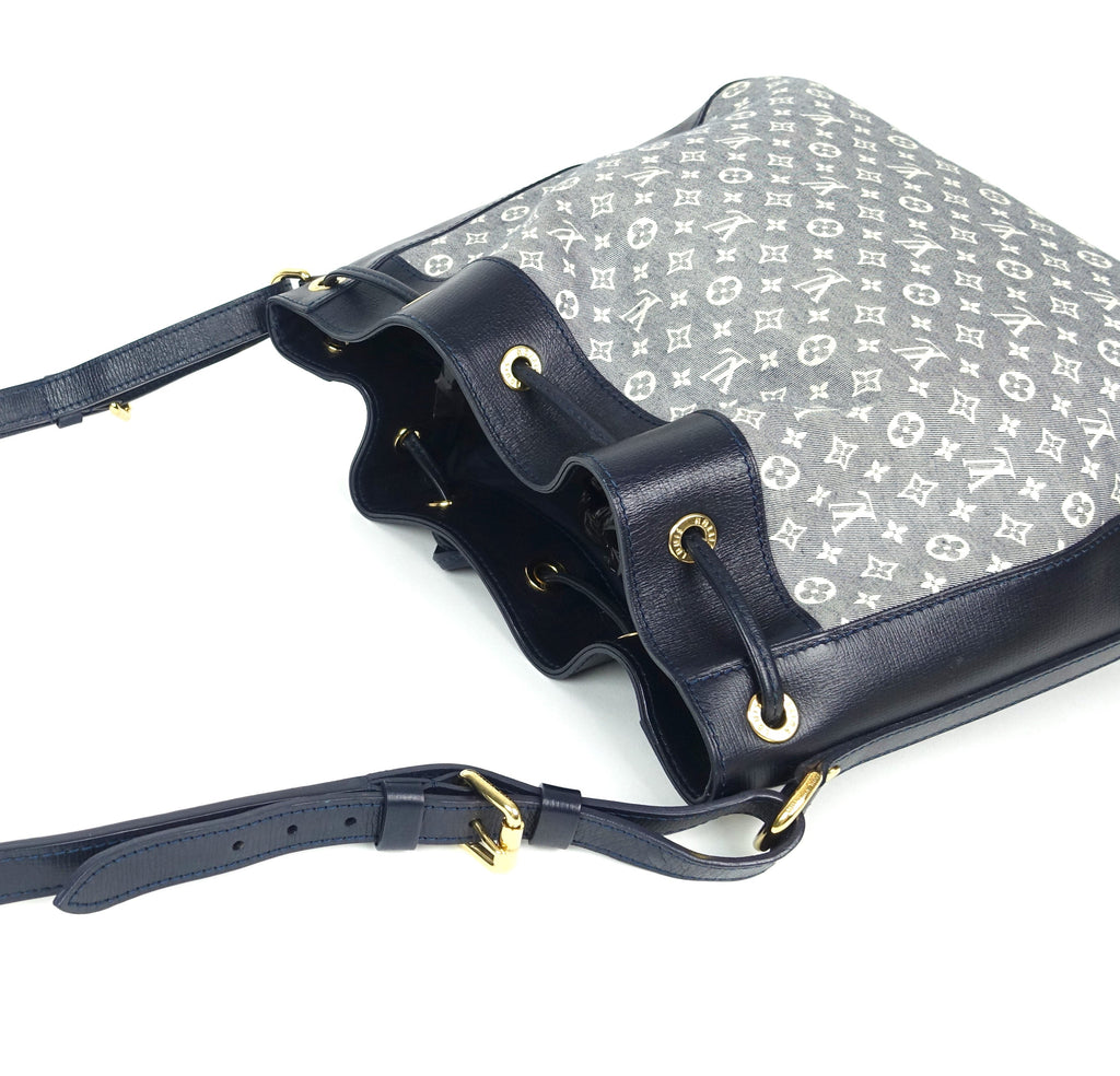 Louis Vuitto Noe PM Shoulder Bag - 2012 Idylle Collection