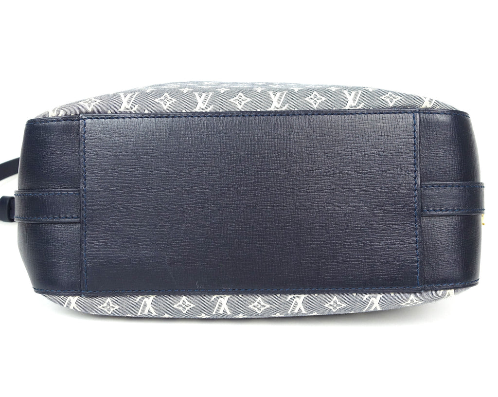 Louis Vuitto Noe PM Shoulder Bag - 2012 Idylle Collection